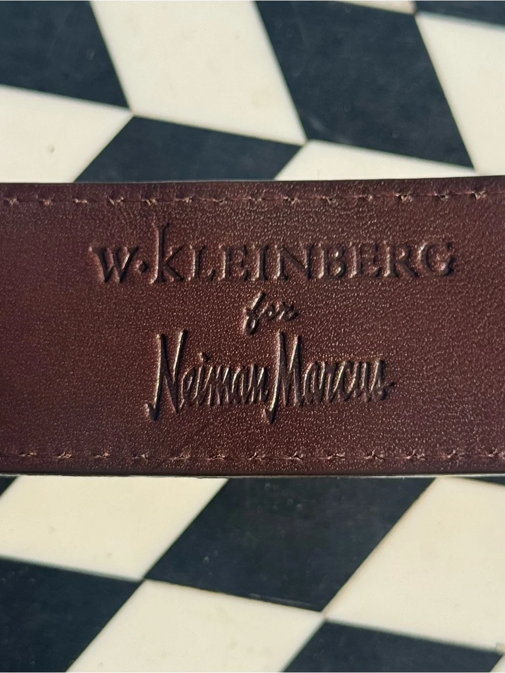 W. Kleinberg Neiman Marcus Matte Alligator Belt Brown 42